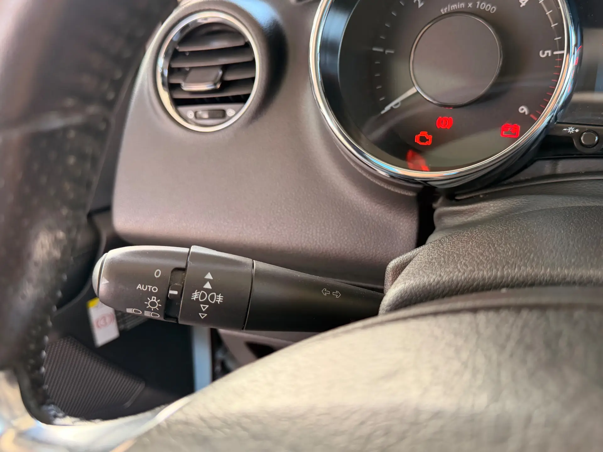 Peugeot 3008 1.6 BlueHDi Allure 19