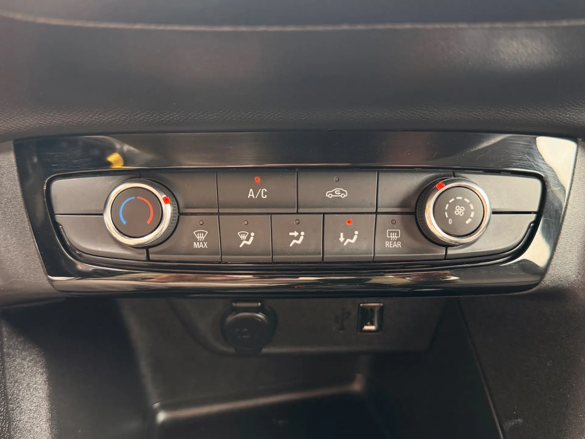 Opel Corsa 1.5 D Business Edition 30