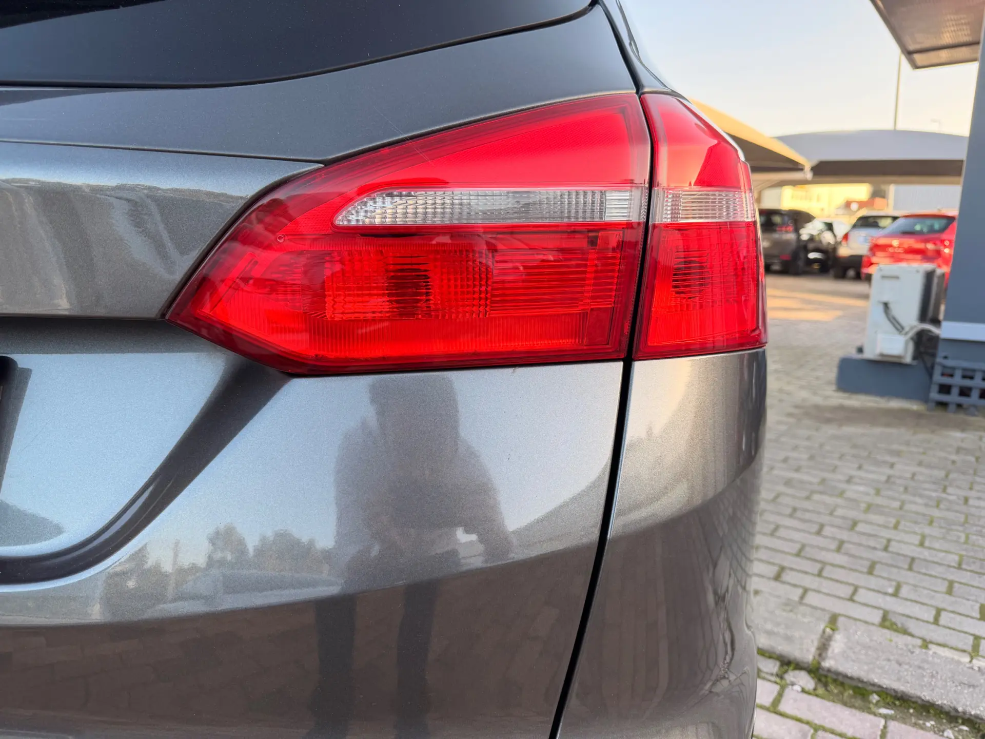 Ford Focus SW 1.5 TDCi EcoBlue Connected 9