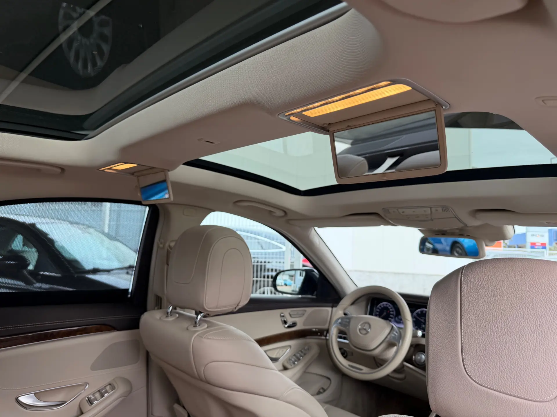 Mercedes-Benz S 300 41