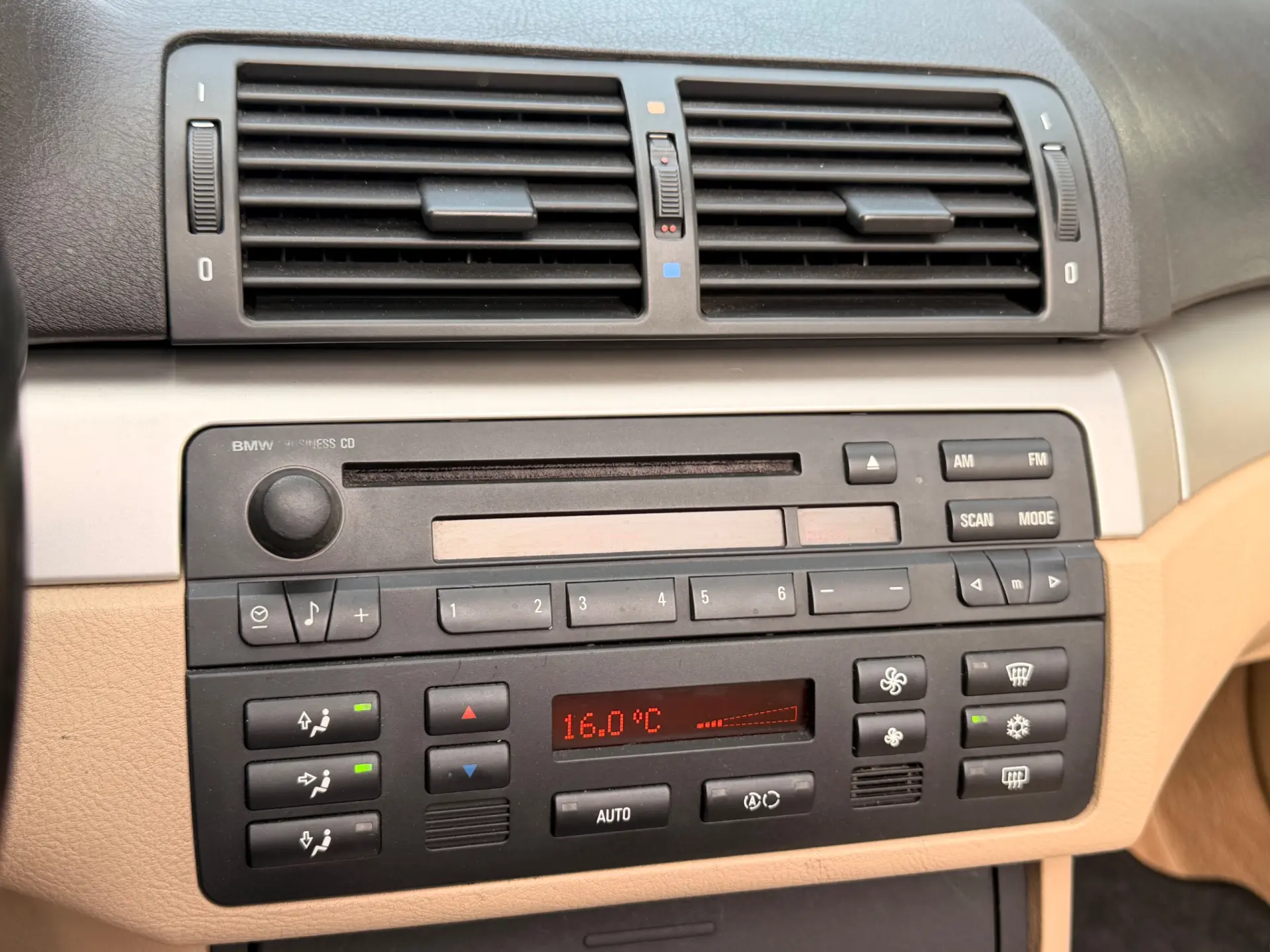 BMW 318 CI CABRIOLET 19