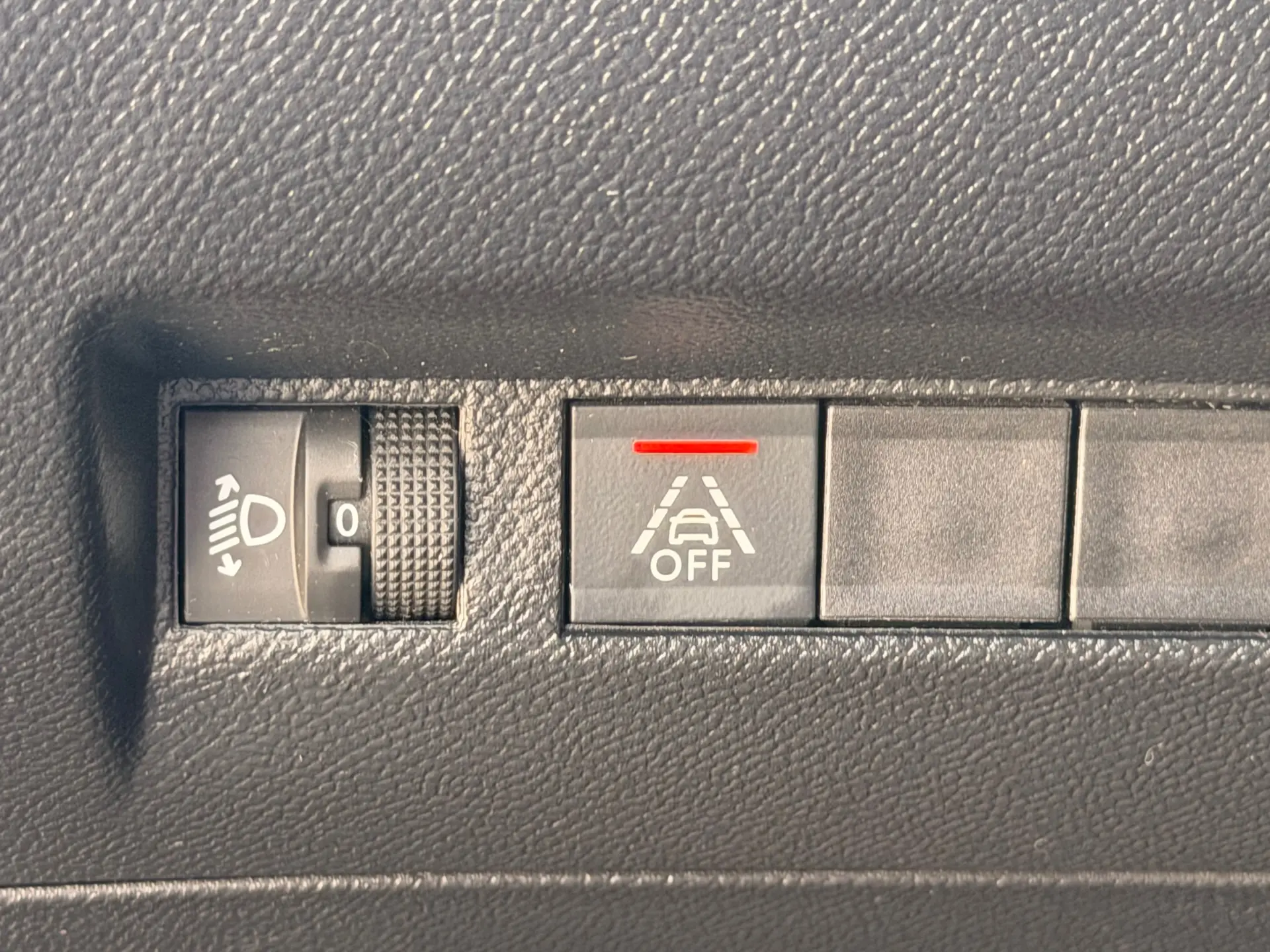 Peugeot 208 1.5 BlueHDi Active Pack 21