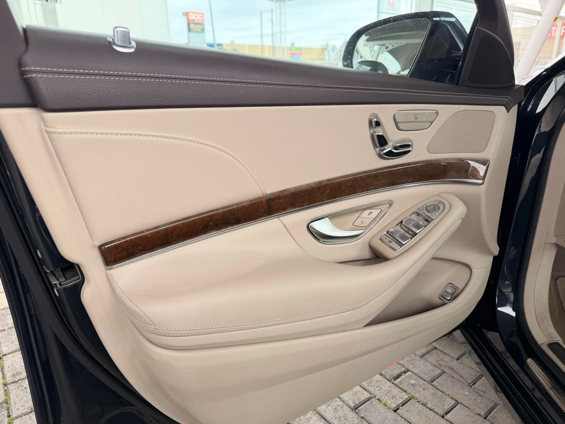 Mercedes-Benz S 300 25