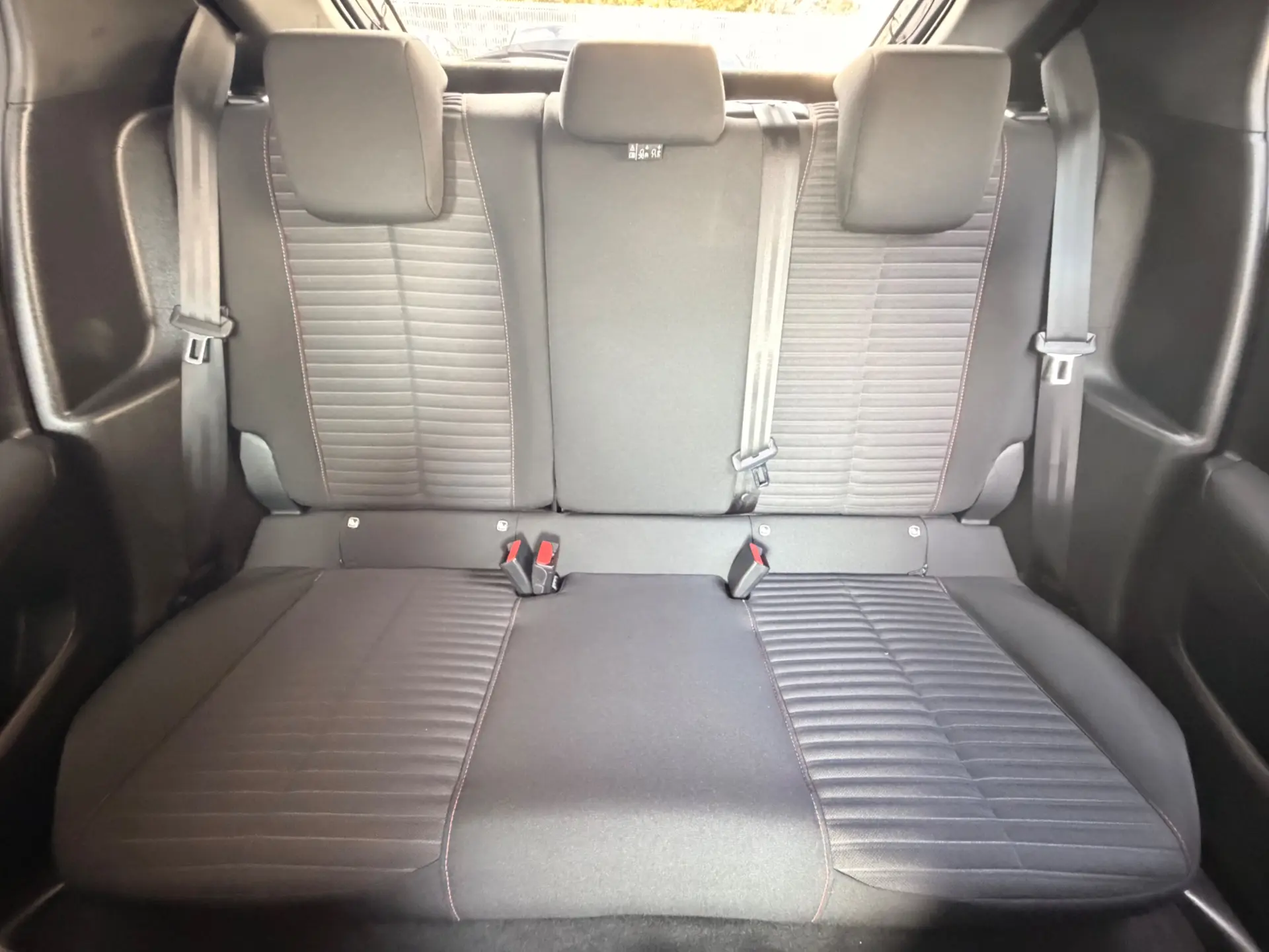 Peugeot 208 1.5 BlueHDi Active Pack 37