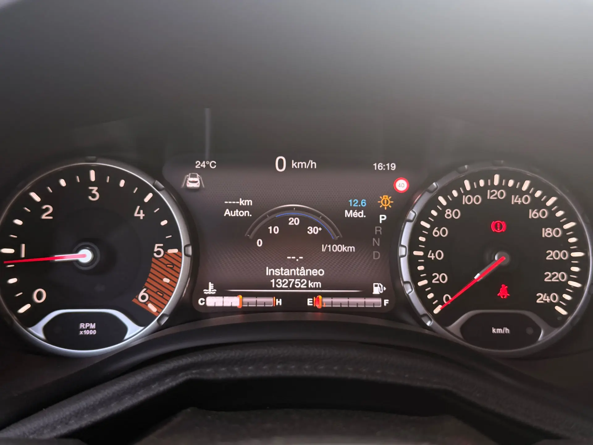 Jeep Renegade 1.6 MJD Limited DCT 19