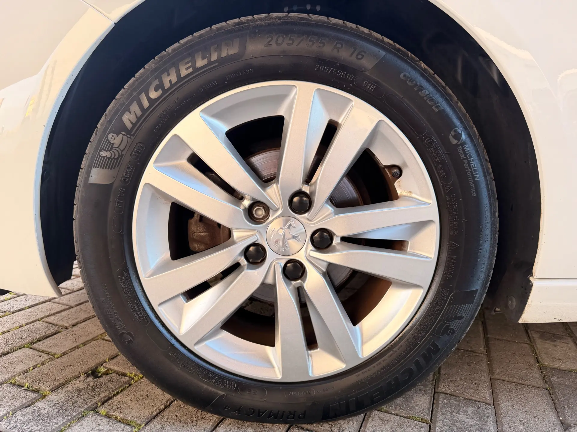 Peugeot 308 BlueHDI Active 18