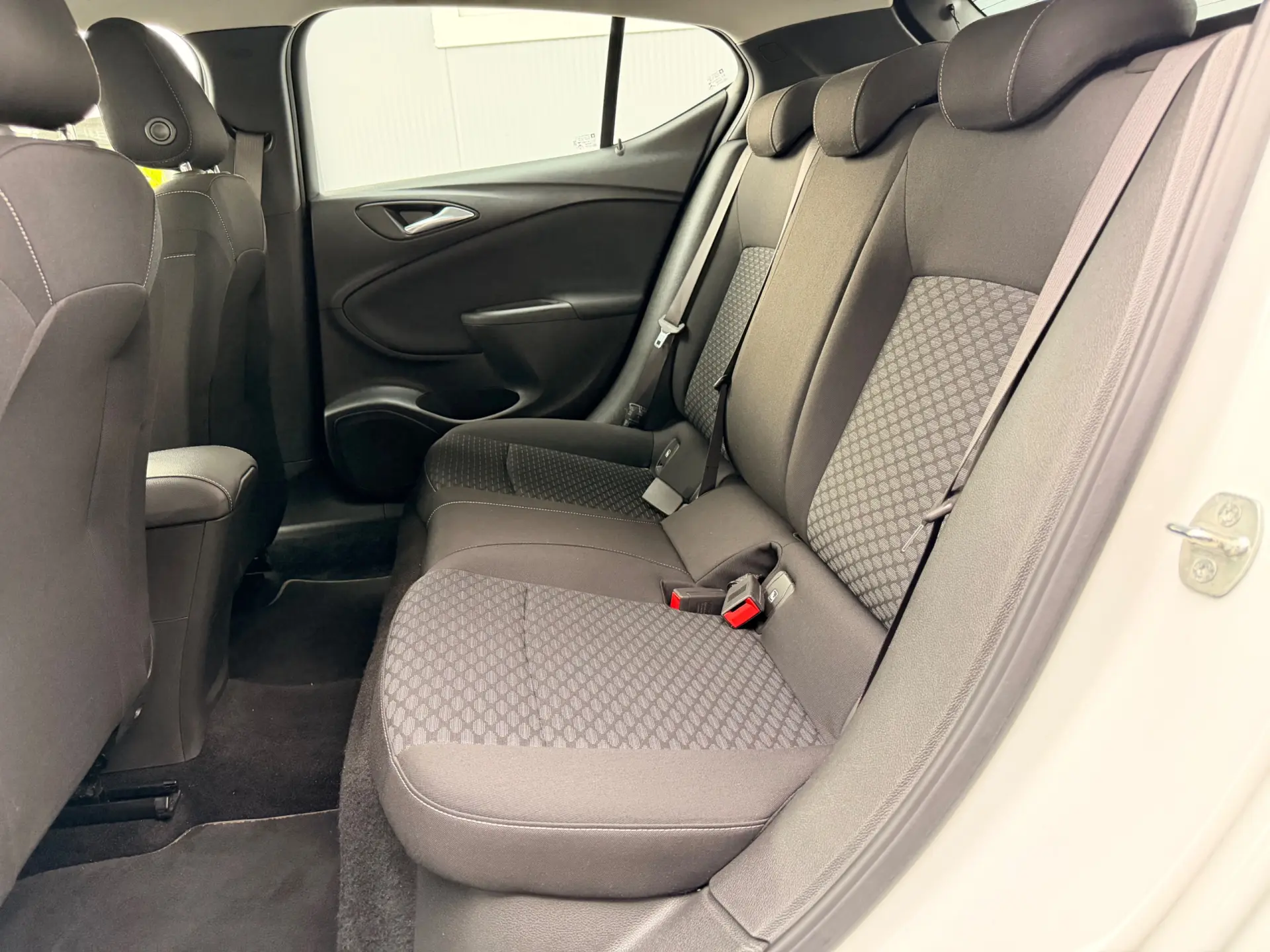 Opel Astra 1.5 D Business Edition S/S 29