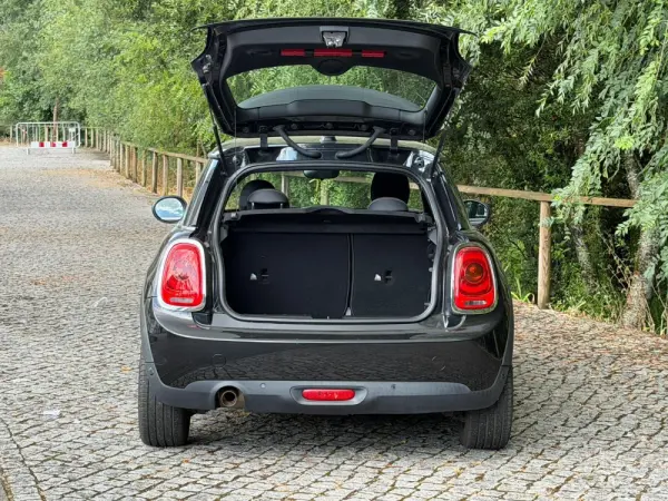 MINI 3 Portas One D 13