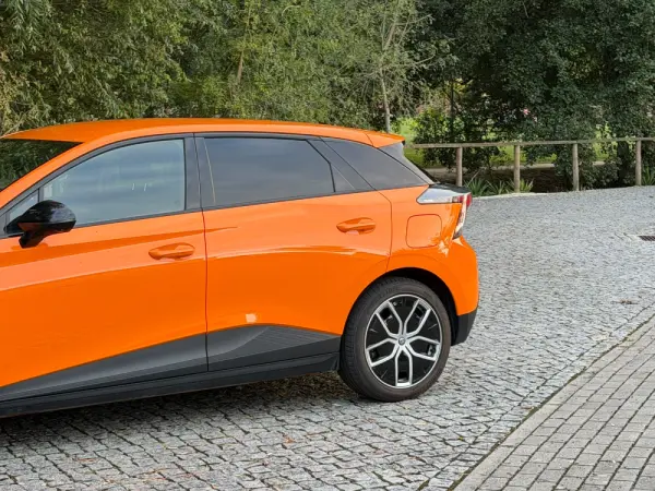 MG MG4 64 kWh Luxury 3