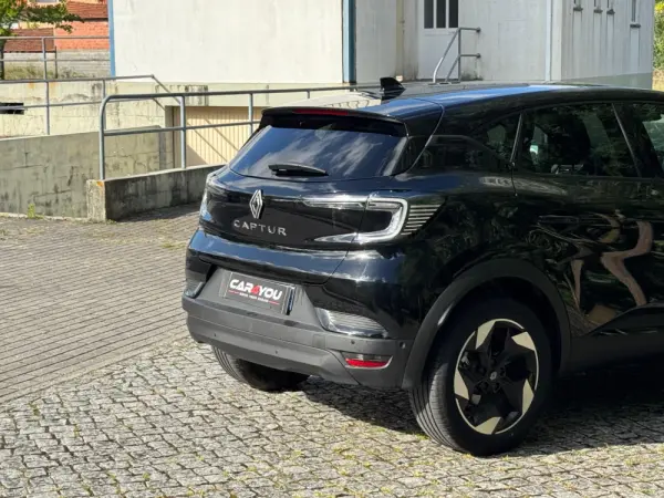 Renault Captur 1.0 TCe Techno 6