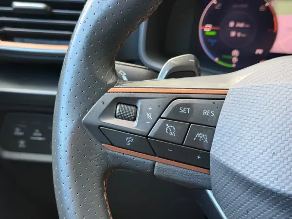 Cupra Formentor 1.4 e-Hybrid DSG 26