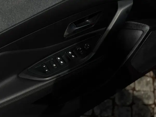 Peugeot 308 1.2 PureTech Allure 27