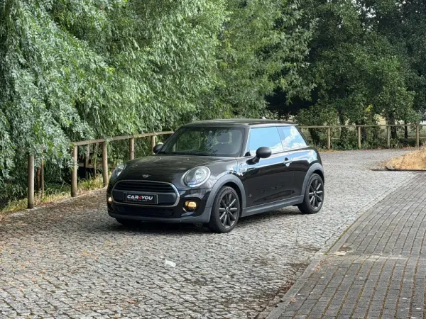 MINI 3 Portas One D 4