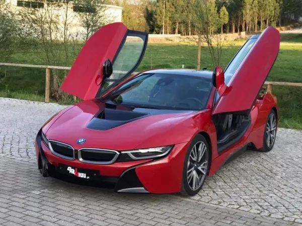 BMW i8 Coupé E-Drive 6