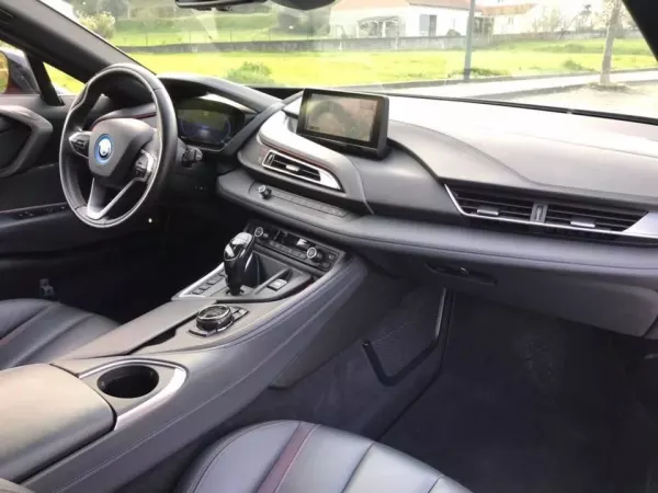 BMW i8 Coupé E-Drive 28