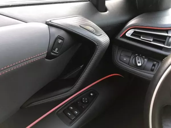 BMW i8 Coupé E-Drive 32