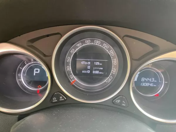 DS DS4 1.6 BlueHDi So Chic EAT6 22