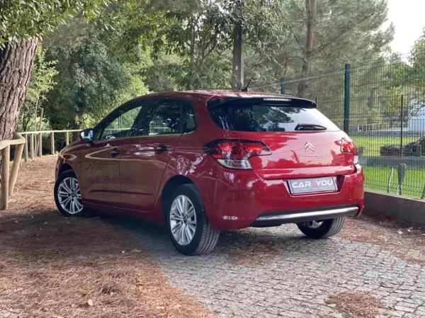 Citroën C4 1.6 BlueHDi Feel EAT6 4