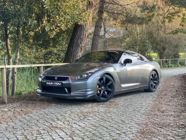 Nissan GT-R 3.8 V6 Premium Edition 2