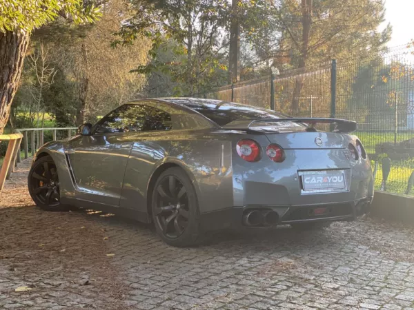 Nissan GT-R 3.8 V6 Premium Edition 6