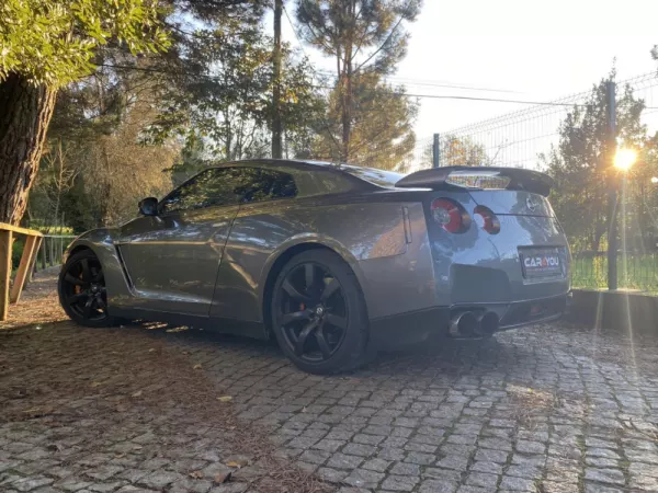 Nissan GT-R 3.8 V6 Premium Edition 7