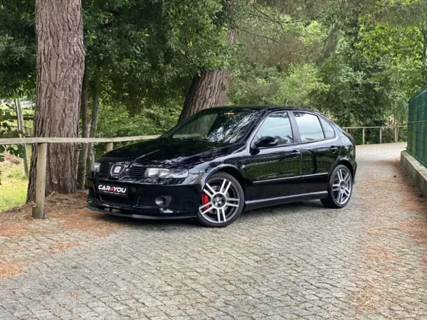SEAT Leon 1.8 T Cupra R 1