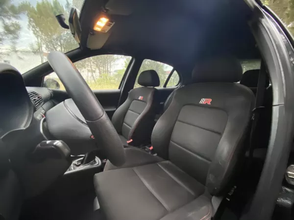 SEAT Leon 1.8 T Cupra R 21