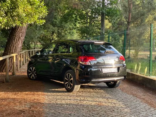 Citroën C4 1.6 BlueHDi Feel EAT6 4