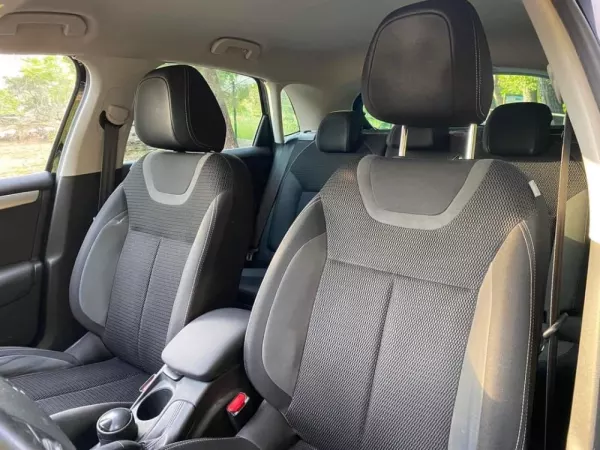 Citroën C4 1.6 BlueHDi Feel EAT6 26