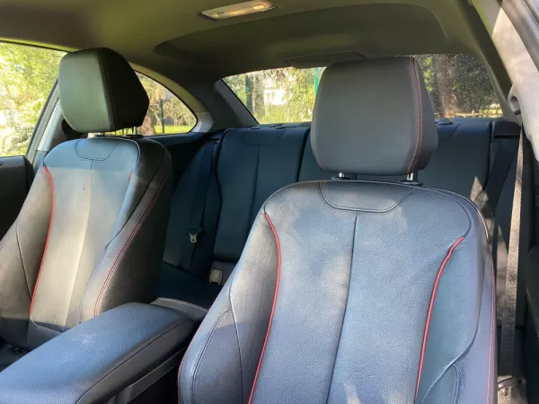 BMW 218 d Line Sport Auto 23