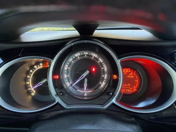 Citroën DS3 1.6 THP Sport Chic 12