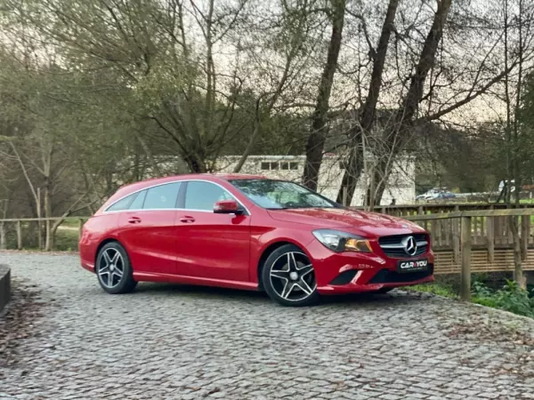 Mercedes-Benz CLA 200 d Shooting Brake Urban 5