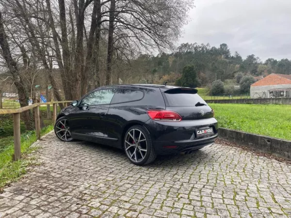 Volkswagen Scirocco 2.0 TDI Sport 4