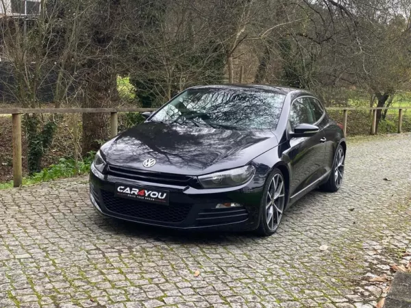Volkswagen Scirocco 2.0 TDI Sport 11