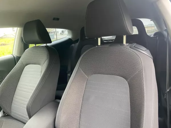 Volkswagen Scirocco 2.0 TDI Sport 29