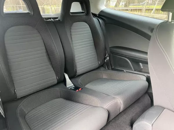 Volkswagen Scirocco 2.0 TDI Sport 33