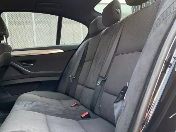 BMW 520 d Pack M 19