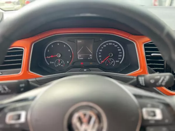 Volkswagen T-Roc 1.0 TSI Style 17