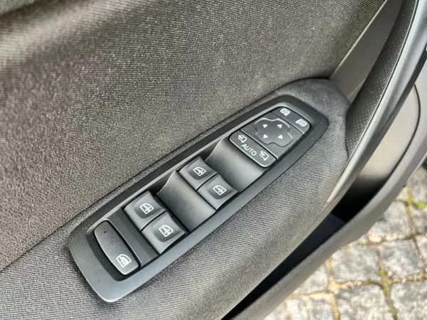 Renault Mégane Sport Tourer 1.3 TCe Limited 24