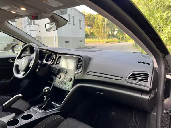 Renault Mégane Sport Tourer 1.3 TCe Limited 25
