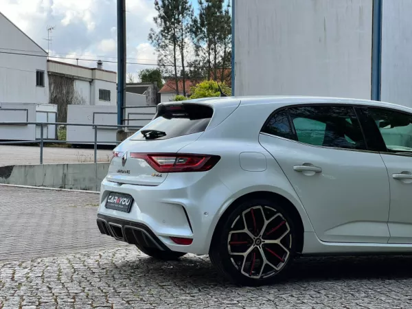 Renault Mégane 1.8 TCe R.S. Trophy EDC 8