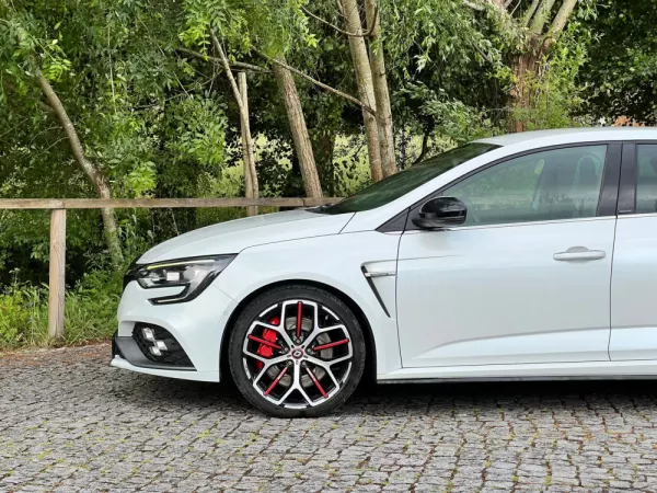 Renault Mégane 1.8 TCe R.S. Trophy EDC 17