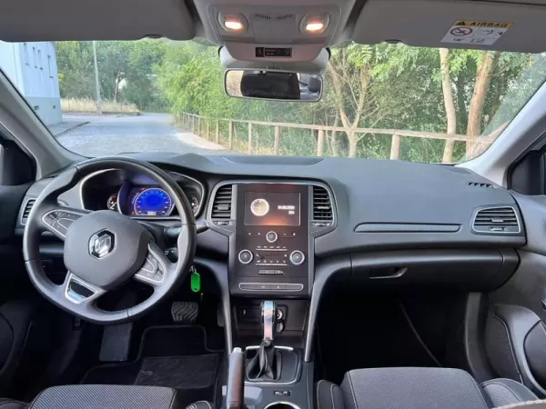Renault Mégane Sport Tourer 1.5 dCi Limited EDC 10