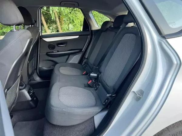 BMW 225xe Active Tourer Advantage 28