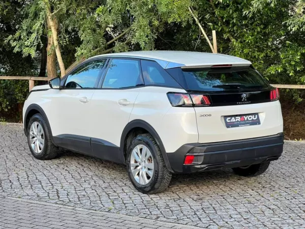 Peugeot 3008 PureTech 130 Stop & Start GPF Active Pack 8