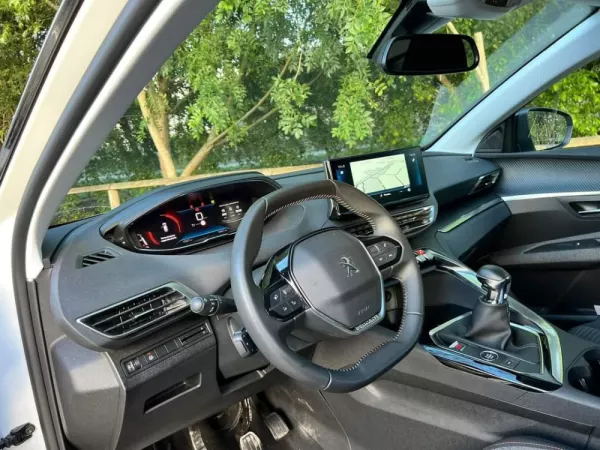 Peugeot 3008 PureTech 130 Stop & Start GPF Active Pack 15