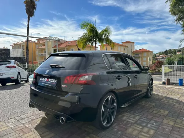 Peugeot 308 GTi by Sport 8