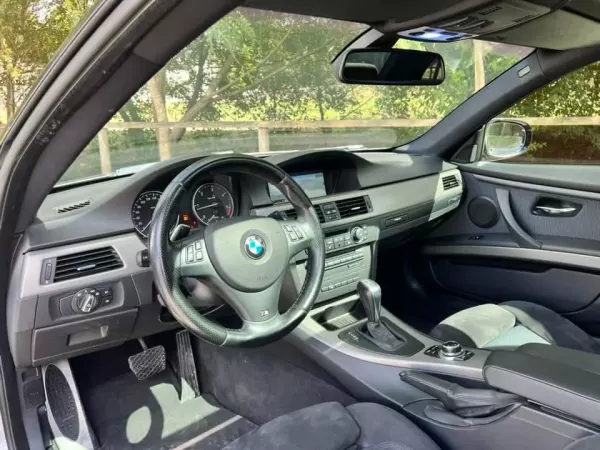 BMW 320 d Coupe Edição M Auto 18