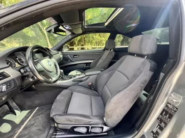 BMW 320 d Coupe Edição M Auto 22