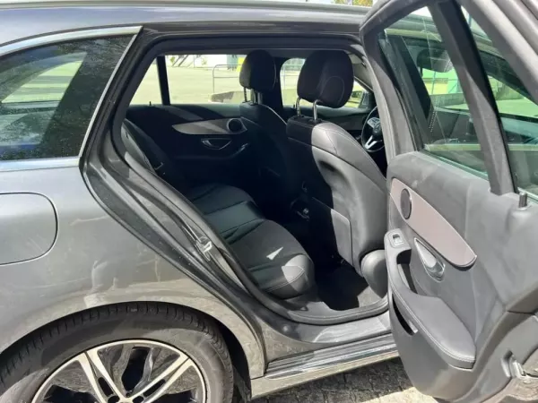 Mercedes-Benz C 200 d Avantgarde Aut. 28